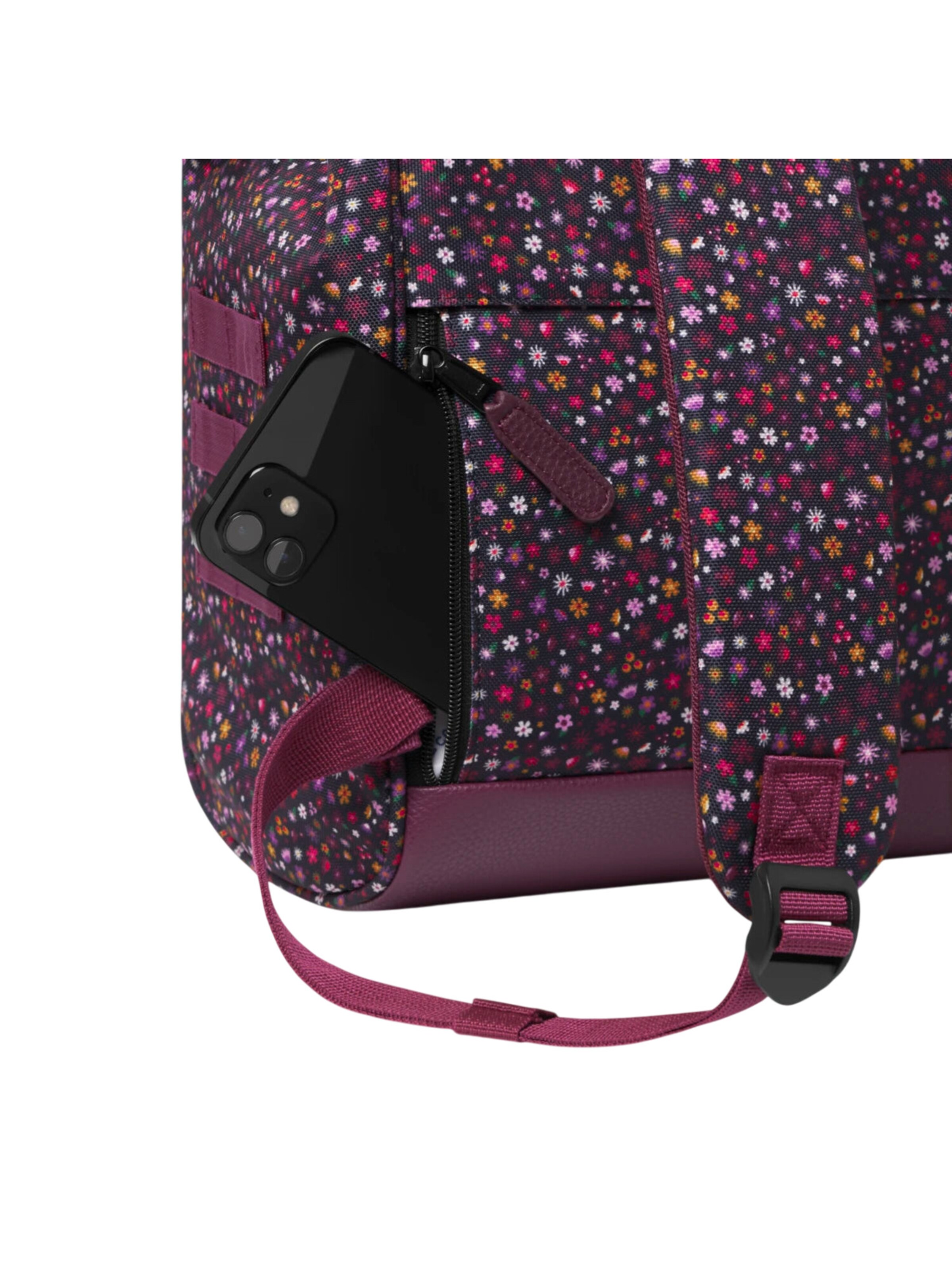 Cabaia Backpack 'Lausanne M' in Purple