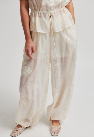 Wide leg Pantaloni 'Vira' di SECOND FEMALE in beige: frontale