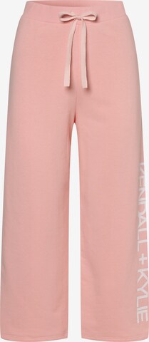 KENDALL + KYLIE Bootcut Broek in Roze: voorkant