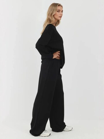Hiccup Wide leg Workout Pants 'Jogginghose' in Black