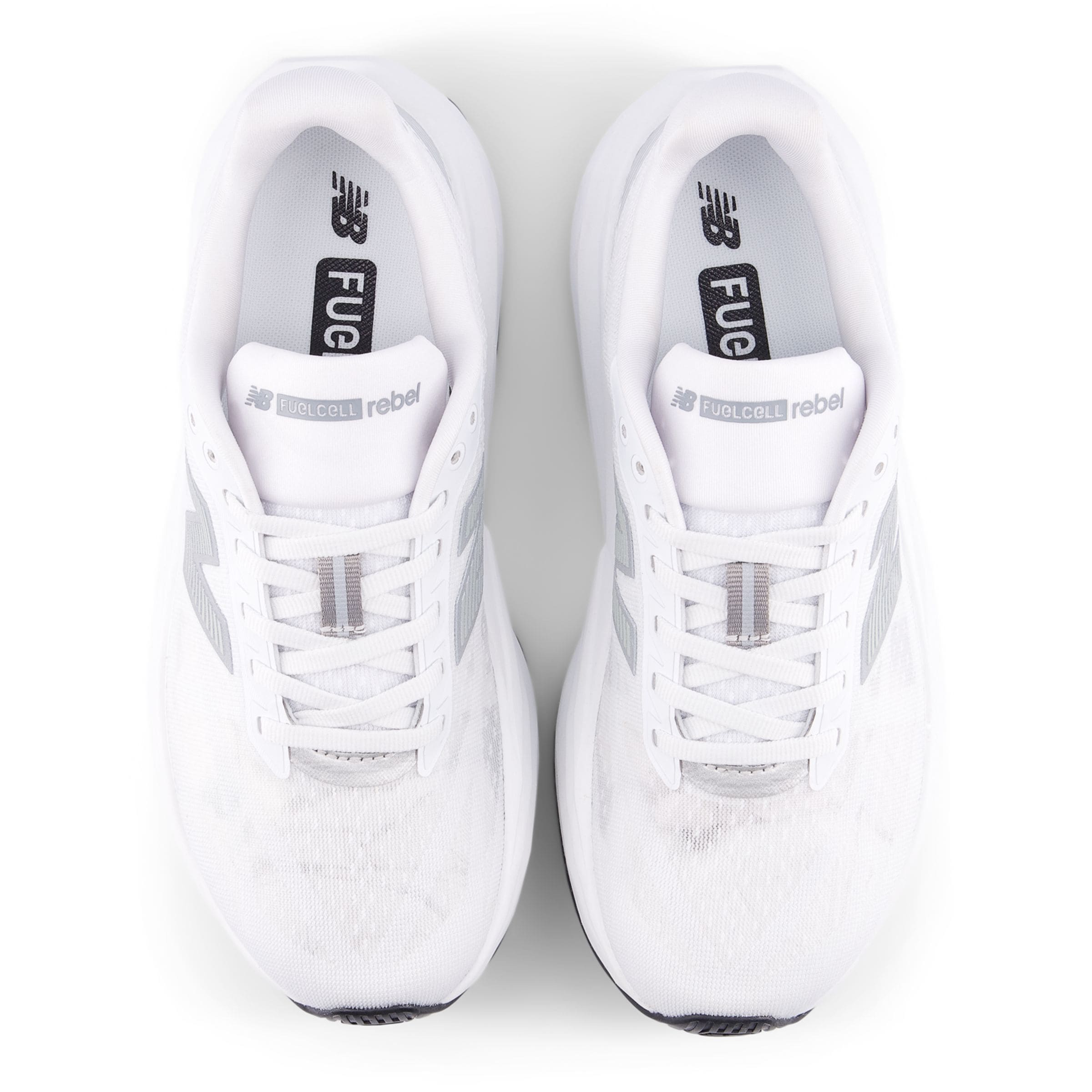 Chaussure de course 'Rebel V5' new balance en blanc