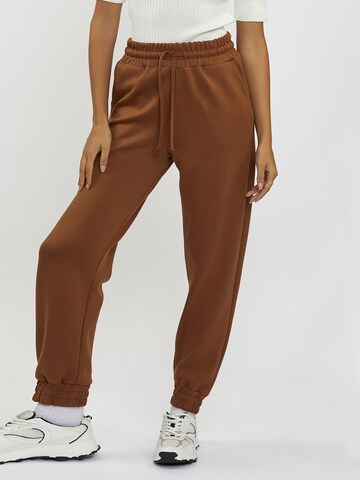 FRESHLIONS Tapered Pants in Brown