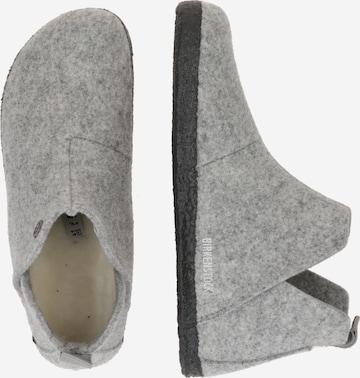 BIRKENSTOCK Kapcie w kolorze szary