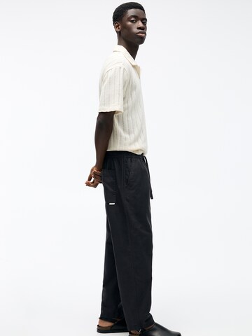 Pull&Bear Loosefit Broek in Zwart