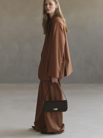 MAESTOSO Handtasche 'Noa Slim'‌‌‌‌‌ in Braun