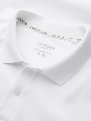 Tricou de la Ombre pe negru