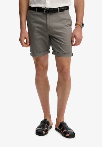 Superdry & Co Slimfit Shorts in Grau: Vorderseite