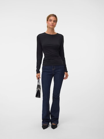 VERO MODA Póló 'VMAVA SARAH' - fekete