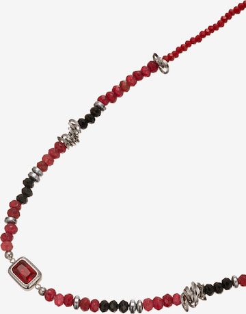 Leslii Necklace in Red