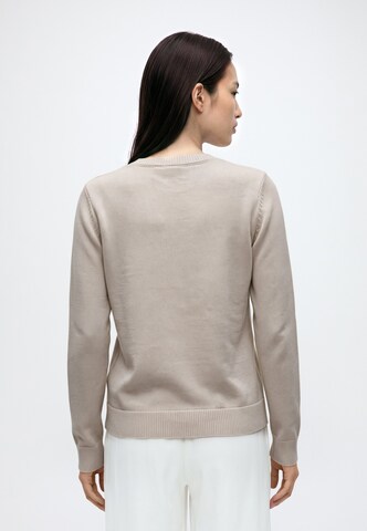 Pull-over GAP en gris : derrière