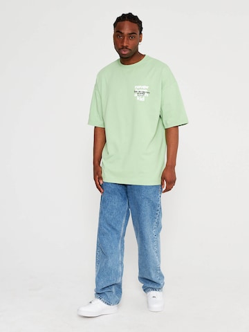 žalia Multiply Apparel Marškinėliai