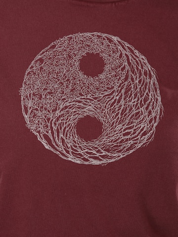 Life-Tree Shirt in Red