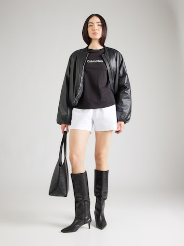 T-shirt 'CLASSIC' Calvin Klein en noir