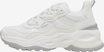 Sneaker bassa 'ZERA' di BUFFALO in bianco: frontale