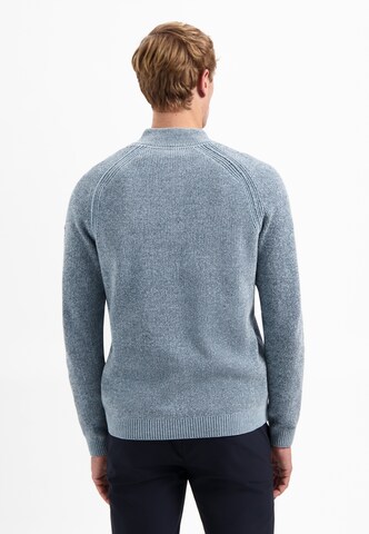 No Excess Pullover in Blau