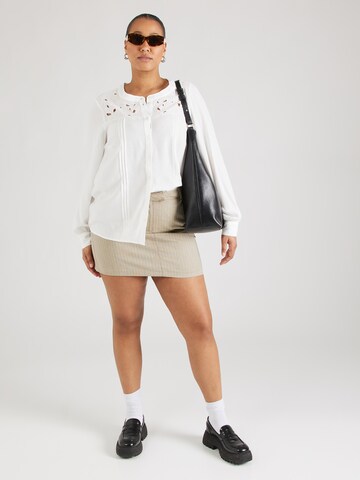 Chemisier 'VMCVILDE' Vero Moda Curve en blanc