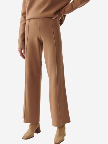 Loosefit Pantaloni con pieghe 'Bomiro' di TATUUM in marrone: frontale