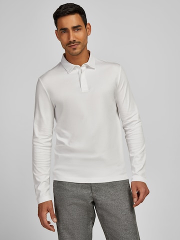 HECHTER PARIS Shirt in White: front