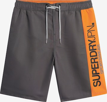 Shorts de bain Superdry en gris : devant