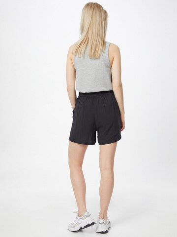 b.young Loosefit Shorts 'JOELLA' in Schwarz