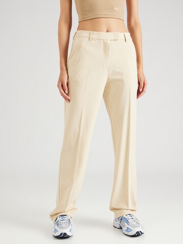 UNITED COLORS OF BENETTON Regular Trousers with creases in Beige: front