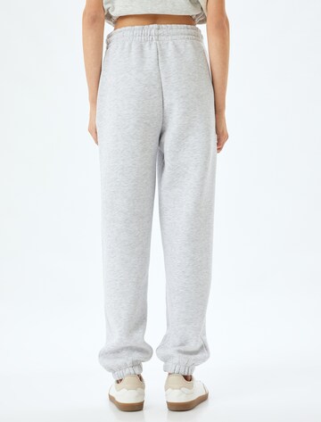Koton Tapered Broek in Grijs
