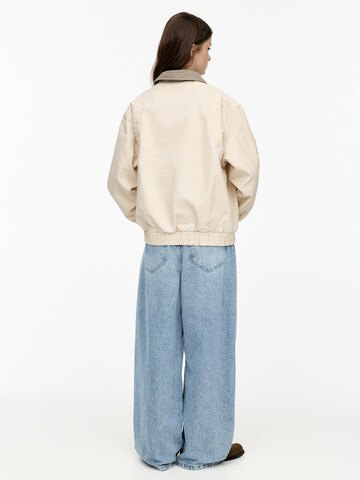 Pull&Bear Přechodná bunda – béžová