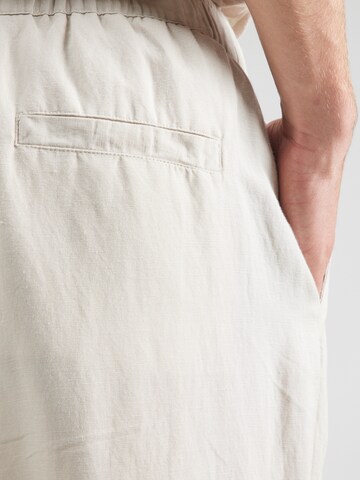 Loosefit Pantaloni chino di TOPMAN in grigio