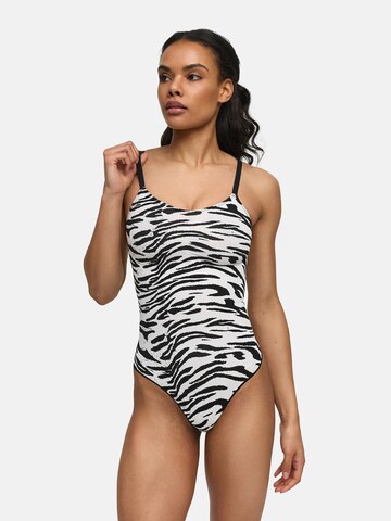 cfab (formerly creamy fabrics) Shapingbody 'Sculpting Shapewear mit String'‌‌‌‌‌‌‌‌ in Weiß