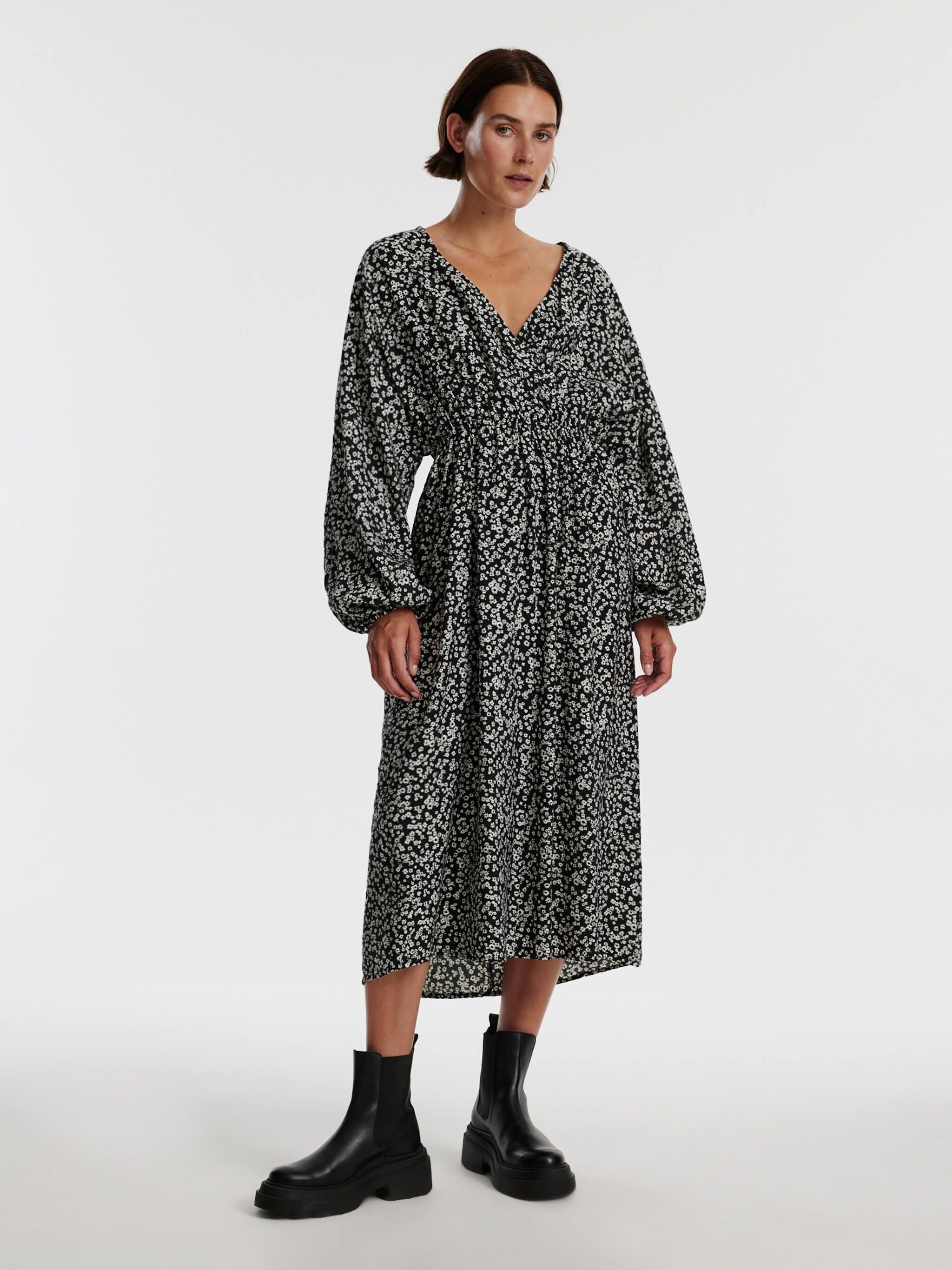EDITED Producten Jurk 'Adalee' Zwart