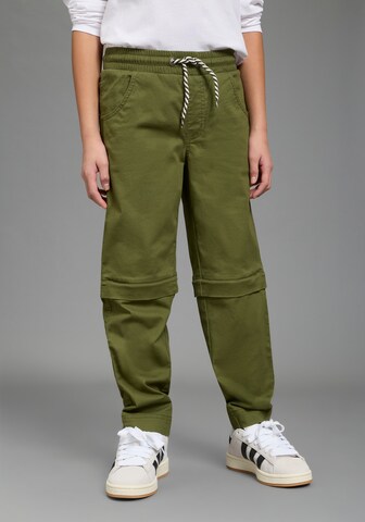 Kidsworld Regular Pants in Green: front