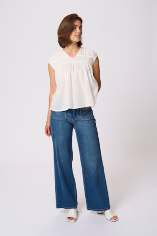 Kaffe - Blusa 'KAThua' em branco