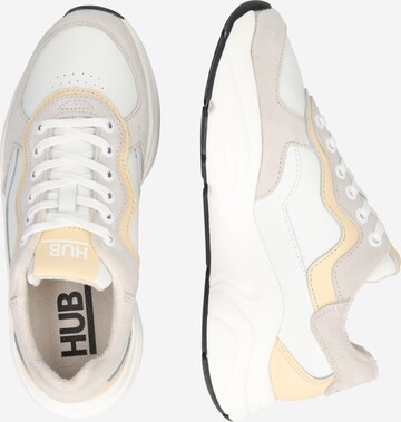 Sneaker low 'Rock' de la HUB pe alb