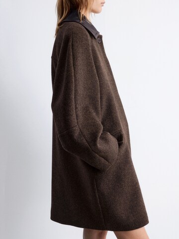& Other Stories Between-seasons coat in Brown