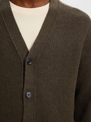 Vestes en maille 'SLHCody' SELECTED en marron