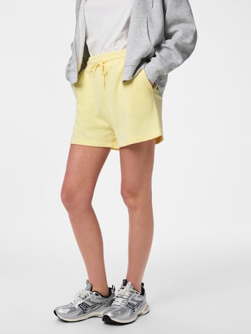 PIECES Regular Trousers 'PCCHILLI' in Yellow: front
