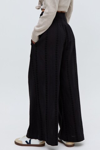 RAFFYA Regular Pants 'Farrah' in Black