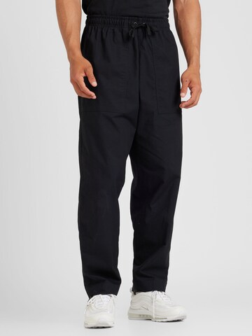 Loosefit Pantaloni 'CLUB BARCELONA' di Nike Sportswear in nero: frontale