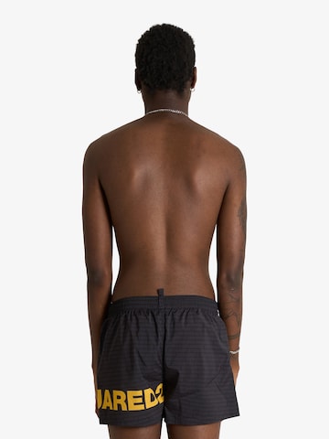 Pantaloncini da bagno di DSQUARED2 in giallo