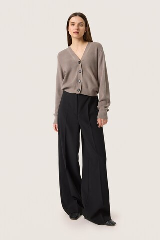 Cardigan 'Sina' SOAKED IN LUXURY en gris