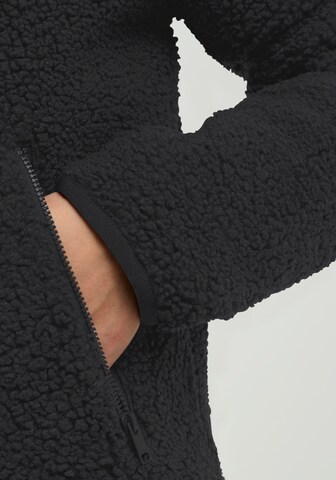 JACK WOLFSKIN Athletic Fleece Jacket in Black