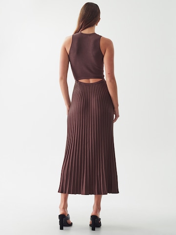Willa Knit dress 'LYRIC' in Brown: back