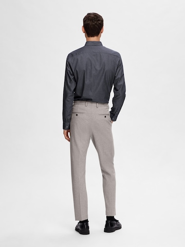 SELECTED HOMME Slim fit Chino Pants 'Delon' in Grey