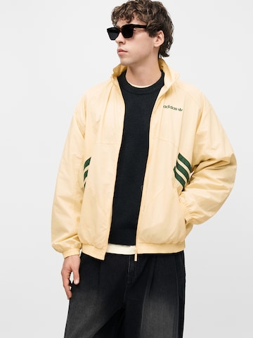ADIDAS ORIGINALS Between-season jacket 'Munich 93' in Beige