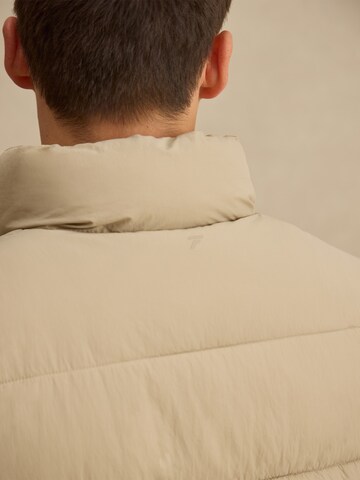 Gilet 'Torge' DAN FOX APPAREL en gris
