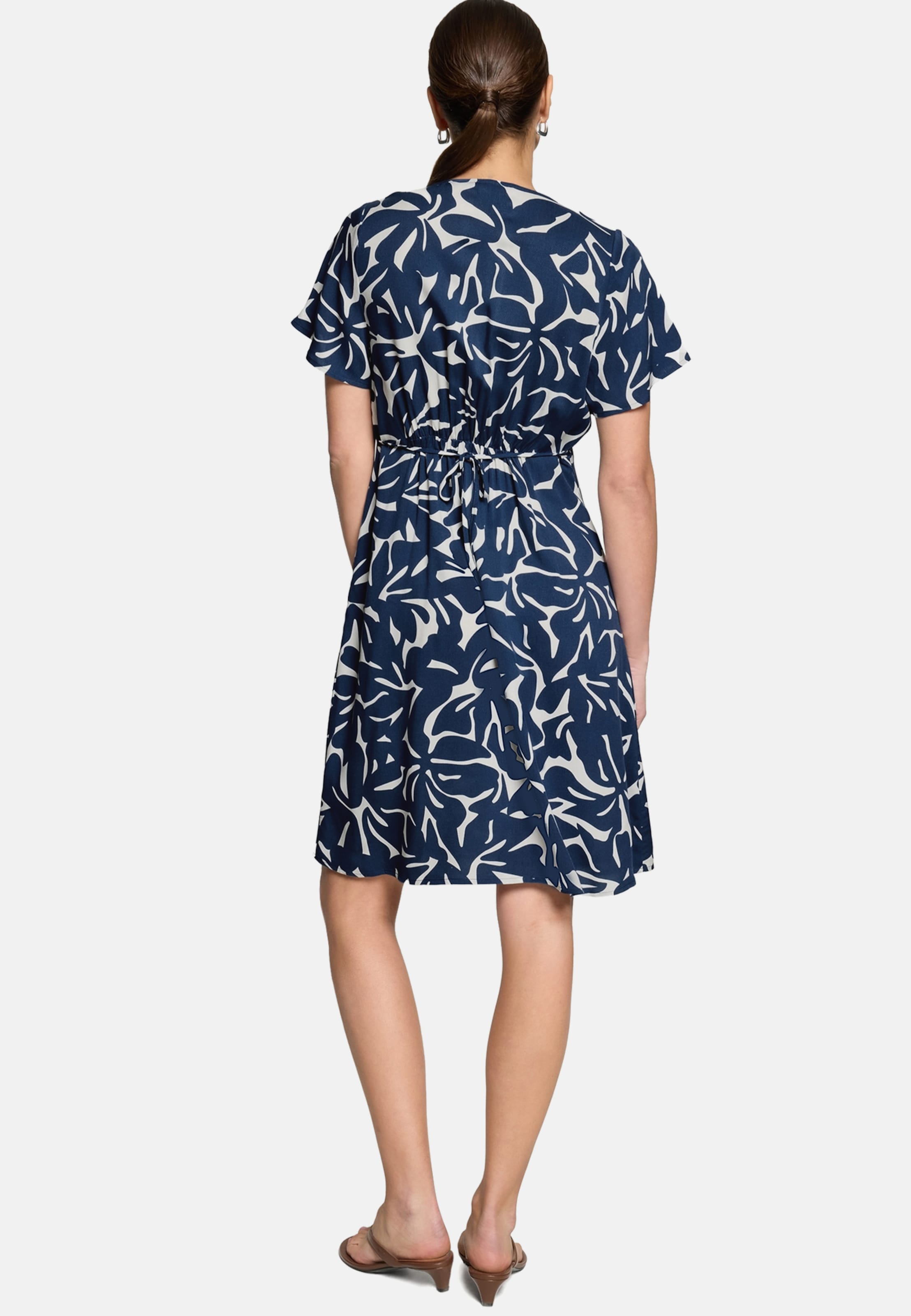 Abito da cocktail di zero in blu