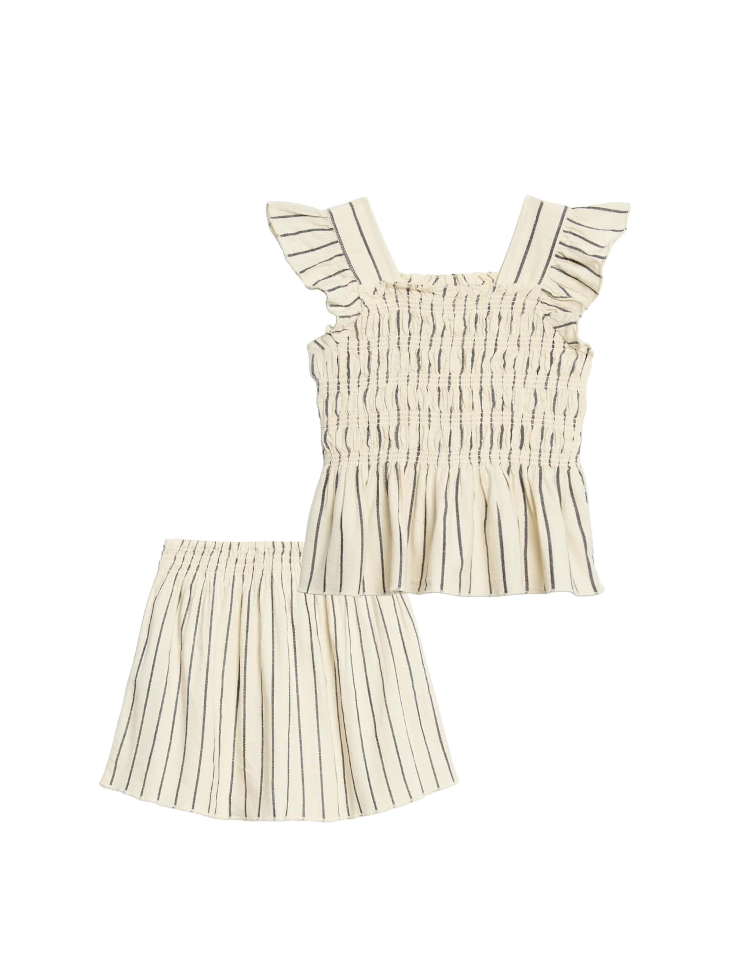 Marks & Spencer Set in Beige: front