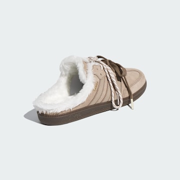 ADIDAS ORIGINALS - Zapatillas de casa en marrón