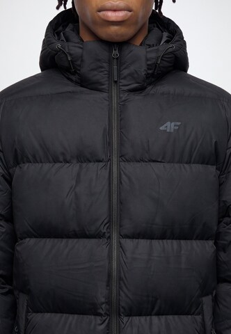 4F - Chaqueta deportiva en negro