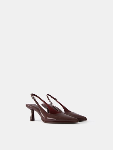 Décolleté sling di Bershka in marrone